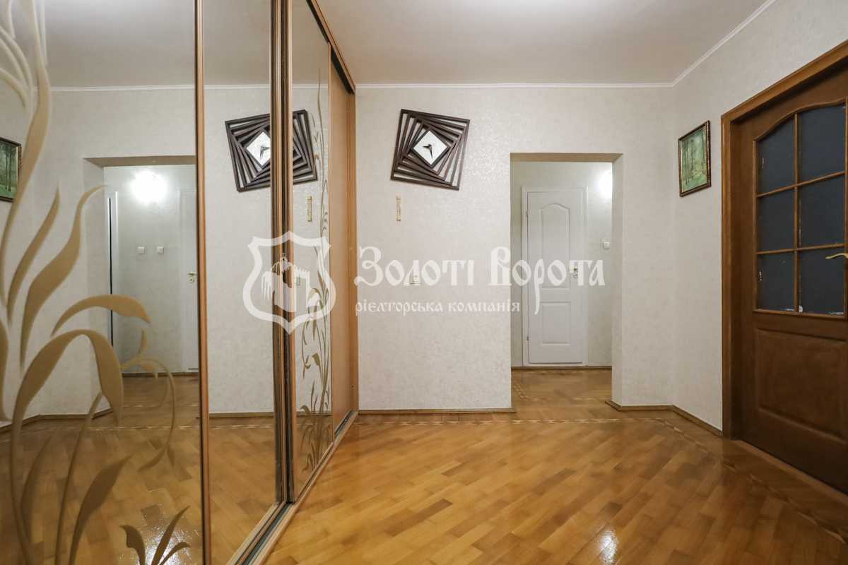 Продажа 3-комнатной квартиры 74 м², Ревуцкого ул., 13