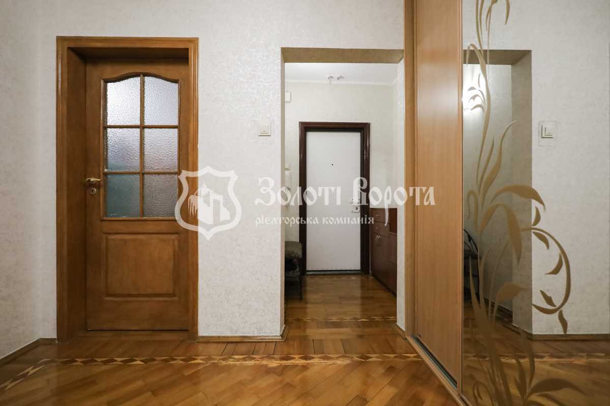 Продажа 3-комнатной квартиры 74 м², Ревуцкого ул., 13