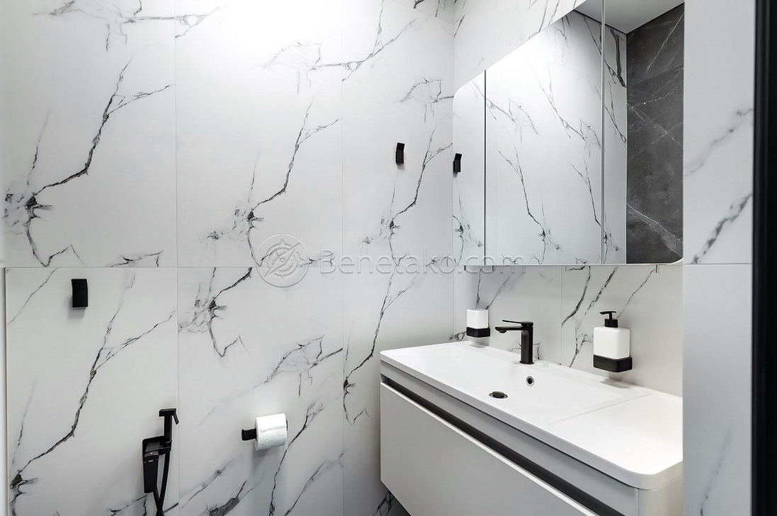 Аренда 3-комнатной квартиры 120 м², Ванный пер., 2/2