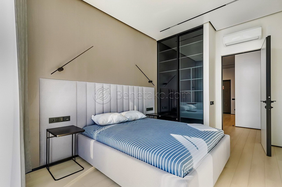 Аренда 3-комнатной квартиры 120 м², Ванный пер., 2/2