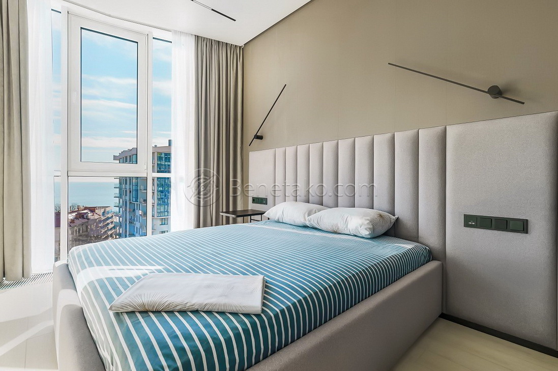 Аренда 3-комнатной квартиры 120 м², Ванный пер., 2/2