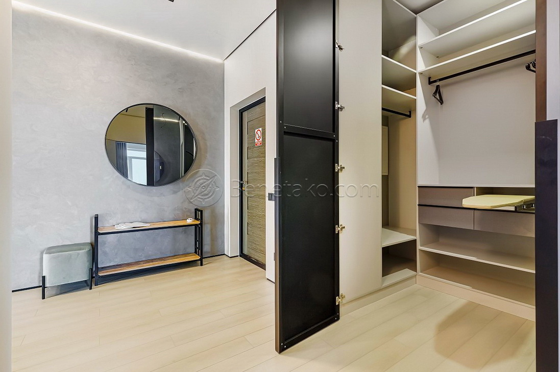 Аренда 3-комнатной квартиры 120 м², Ванный пер., 2/2