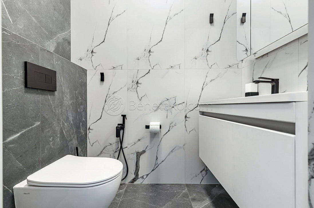 Аренда 3-комнатной квартиры 120 м², Ванный пер., 2/2