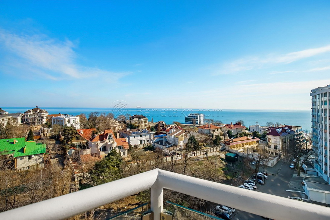 Аренда 3-комнатной квартиры 120 м², Ванный пер., 2/2