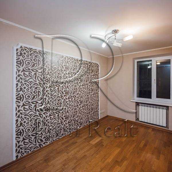 Продажа 3-комнатной квартиры 71 м², Днепровская наб., 13