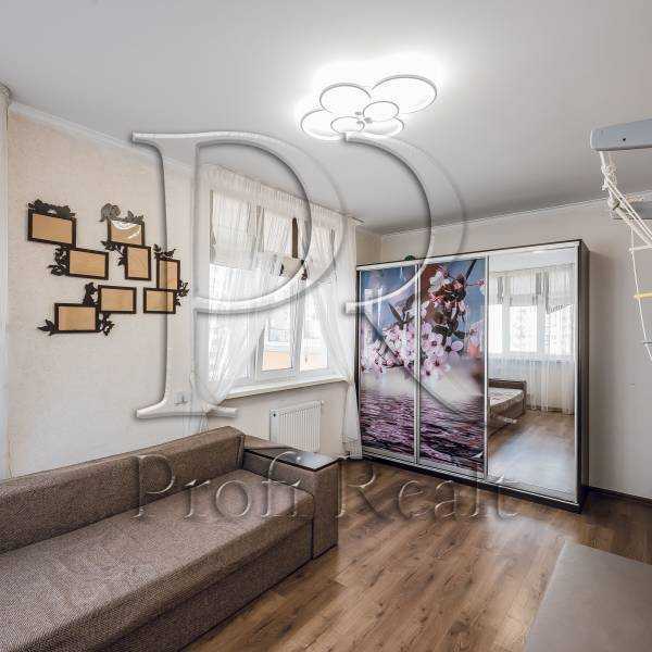 Продажа 2-комнатной квартиры 61 м², Елены Пчилки ул., 3Д
