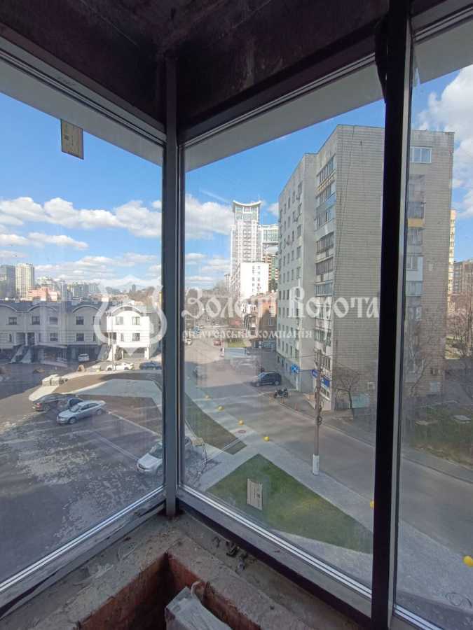 Продаж 3-кімнатної квартири 105.7 м², Звіринецька вул., 70а