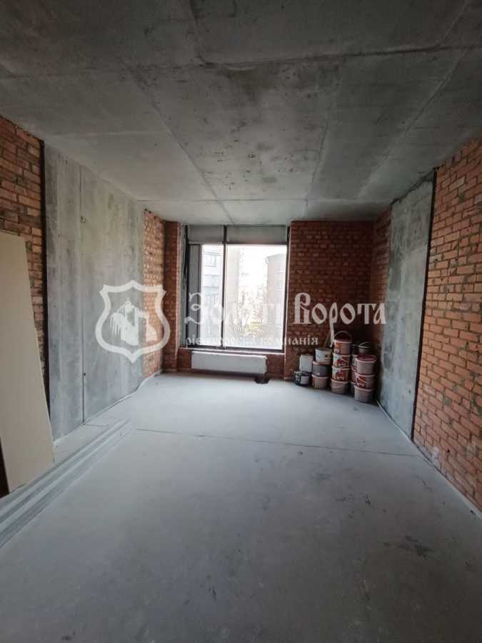 Продаж 3-кімнатної квартири 105.7 м², Звіринецька вул., 70а