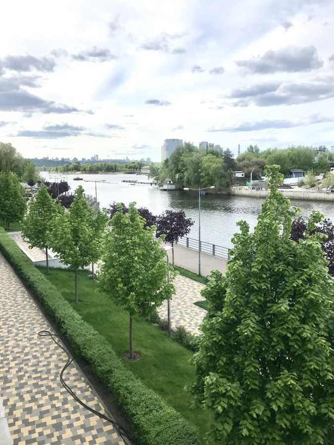 Продажа 3-комнатной квартиры 128 м², Трускавецкая ул., 2А