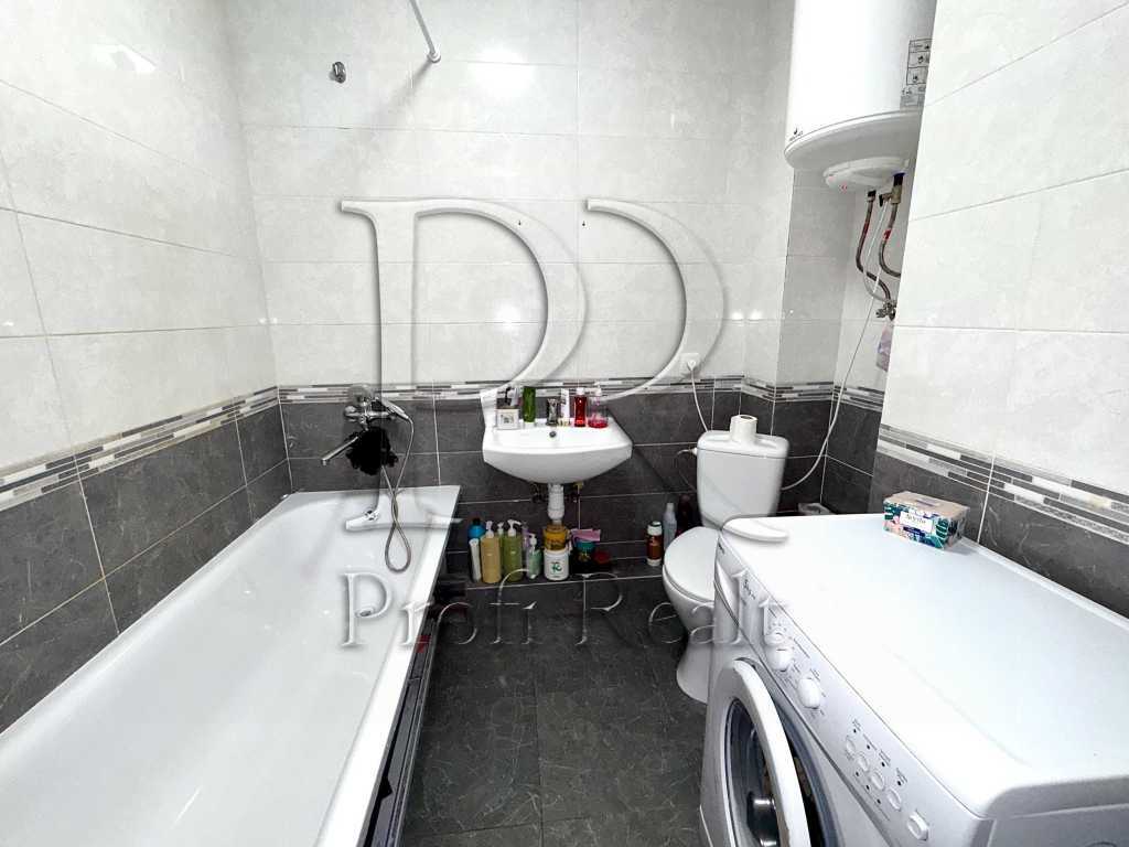 Продаж 1-кімнатної квартири 44 м², Балтійський пров., 1