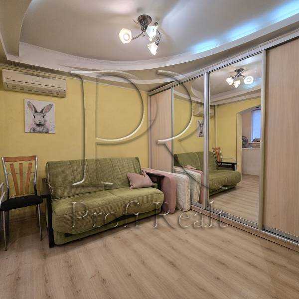 Продажа 1-комнатной квартиры 22 м², Иорданская ул., 4