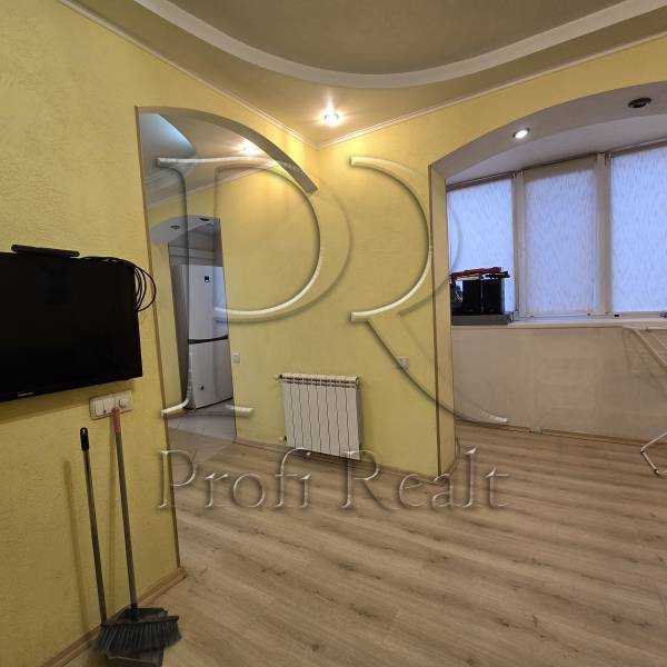 Продажа 1-комнатной квартиры 22 м², Иорданская ул., 4