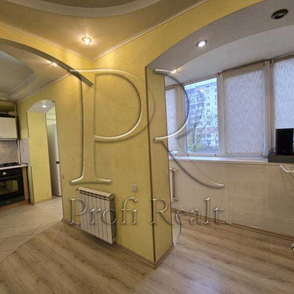 Продажа 1-комнатной квартиры 22 м², Иорданская ул., 4