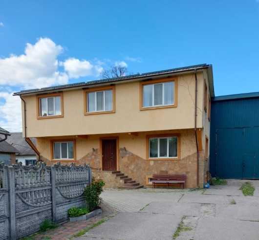 Продаж офісу 192.4 м², Залізнична, 36А