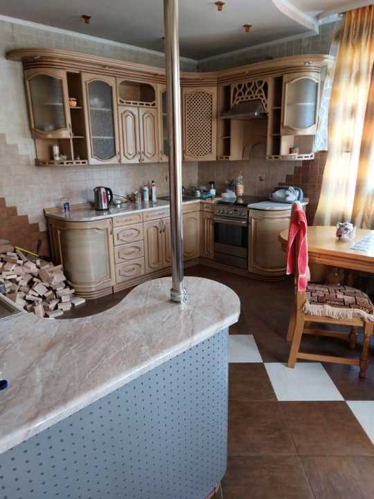 Продаж офісу 192.4 м², Залізнична, 36А