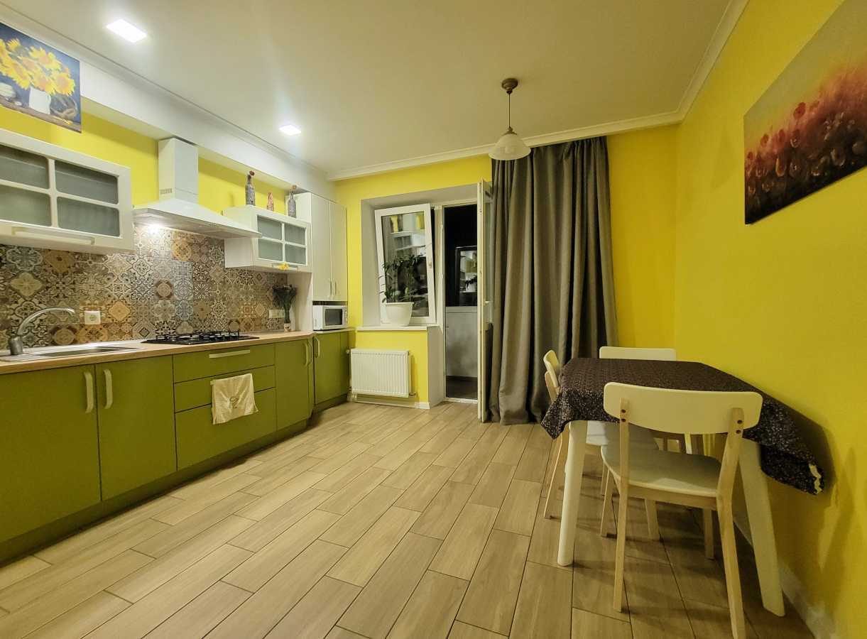 1-комнатная квартира посуточно 45 м², Келецкая ул., 45Б