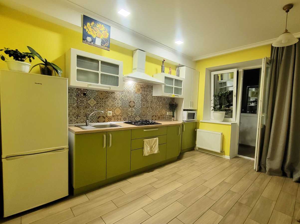 1-комнатная квартира посуточно 45 м², Келецкая ул., 45Б