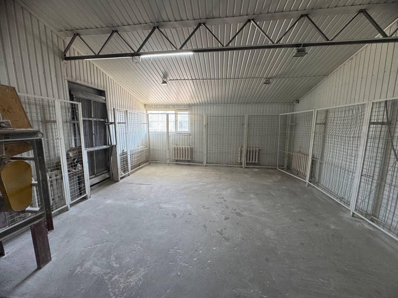 Аренда помещения свободного назначения 1600 м²