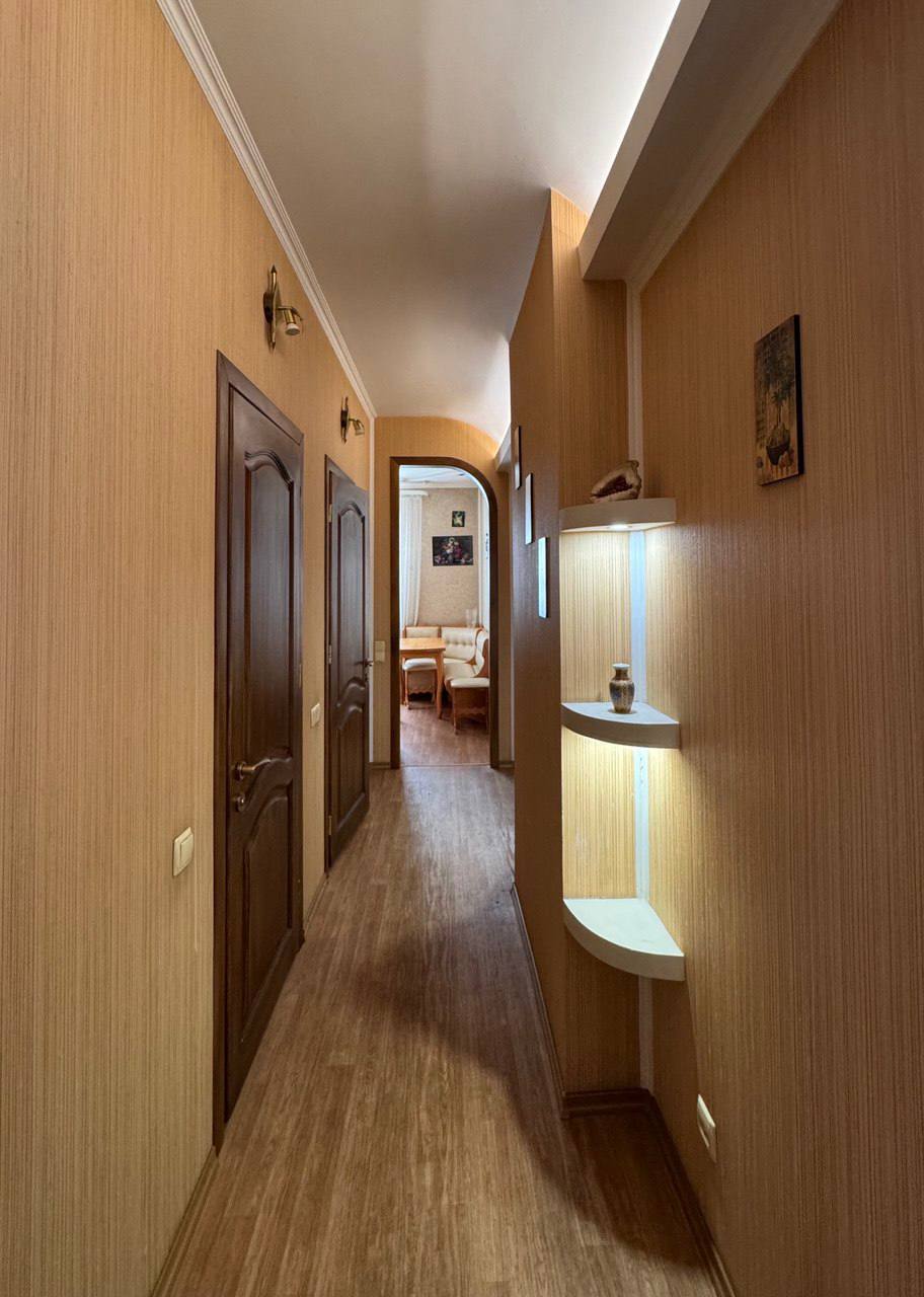 Продажа 3-комнатной квартиры 60 м², Михаила Грушевского ул.