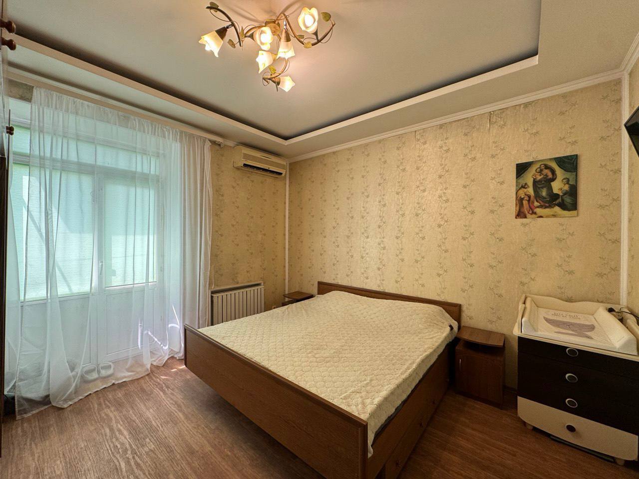 Продажа 3-комнатной квартиры 60 м², Михаила Грушевского ул.