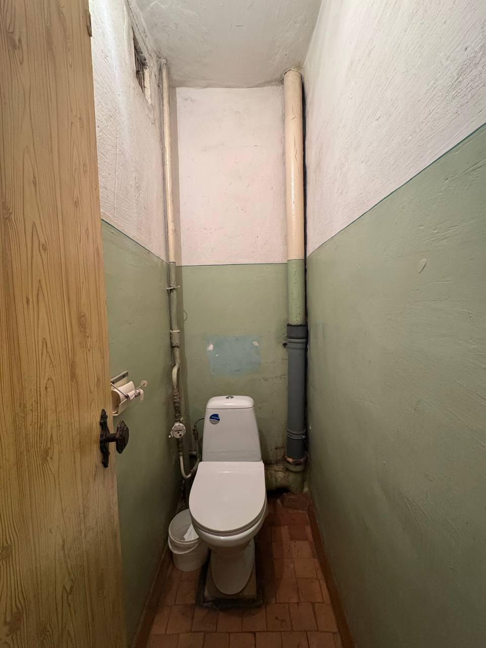 Продажа 2-комнатной квартиры 64 м², Писаржевского ул.