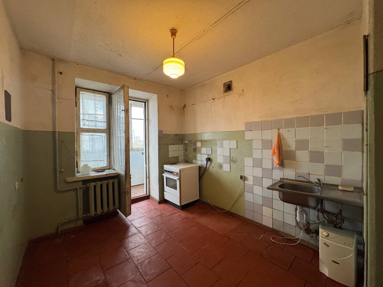 Продажа 2-комнатной квартиры 64 м², Писаржевского ул.