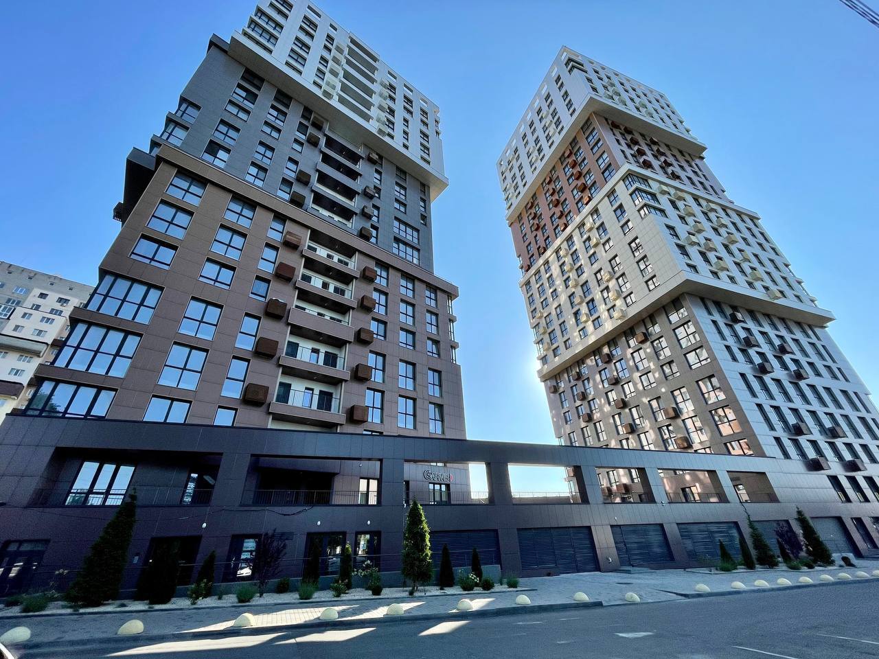 Продажа 3-комнатной квартиры 62 м², Звездный бул.