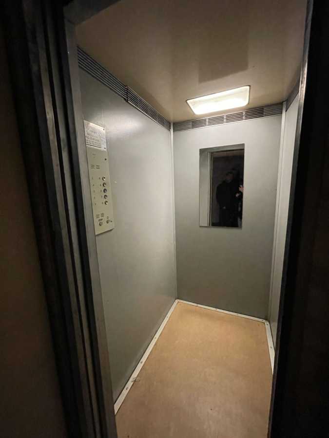 Продаж офісу 433 м², Кирилівська вул., 160 кА