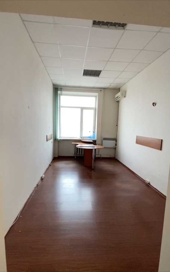 Продаж офісу 433 м², Кирилівська вул., 160 кА