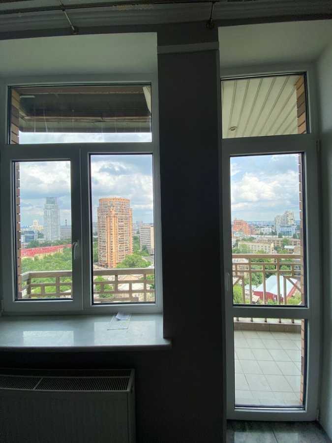 Оренда офісу 90 м², Лесі Українки бул., 7Б