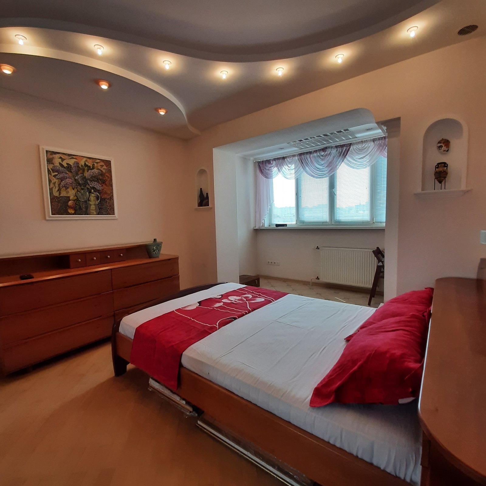 Оренда кімнати/частини квартири, Лариси Руденко вул., 13