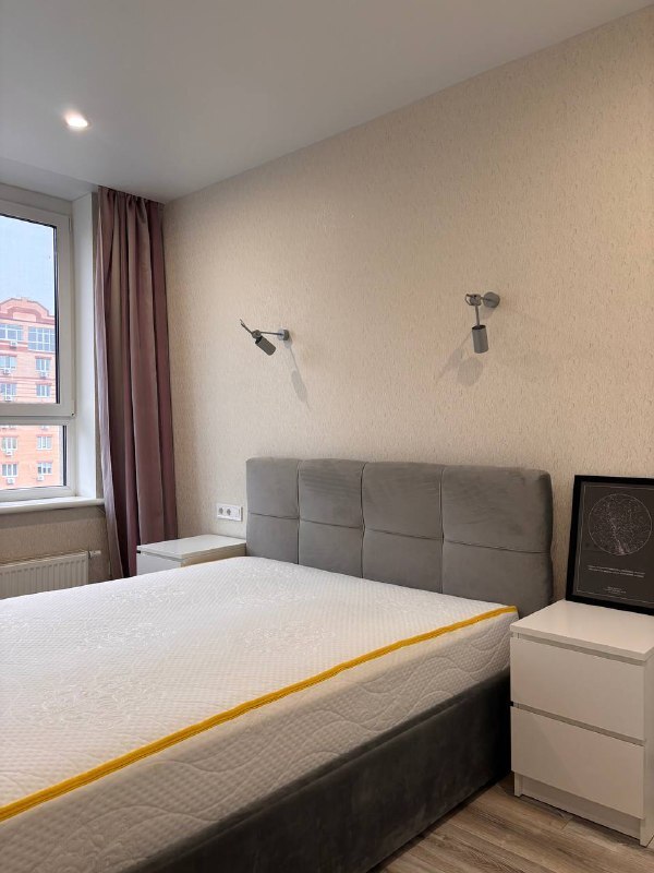 Продаж 1-кімнатної квартири 43 м², Університетська вул., 3/1