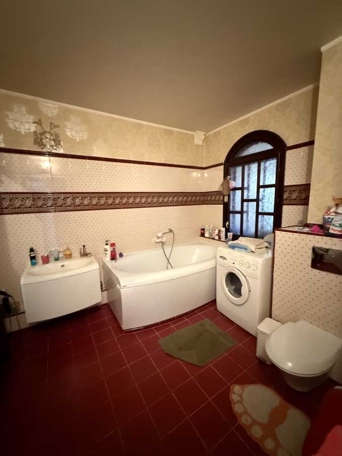 Продажа 3-комнатной квартиры 103 м², Анны Ахматовой ул., 43