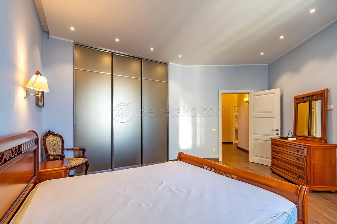 Оренда 3-кімнатної квартири 120 м², Шевченко просп., 33Б