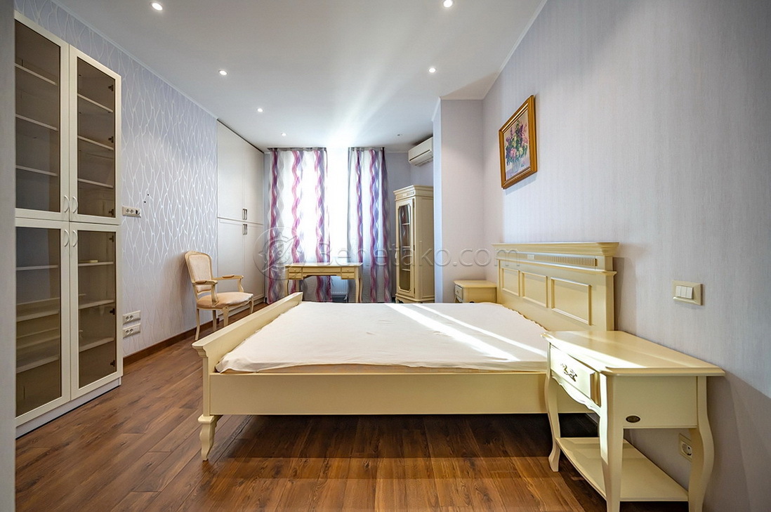 Оренда 3-кімнатної квартири 120 м², Шевченко просп., 33Б