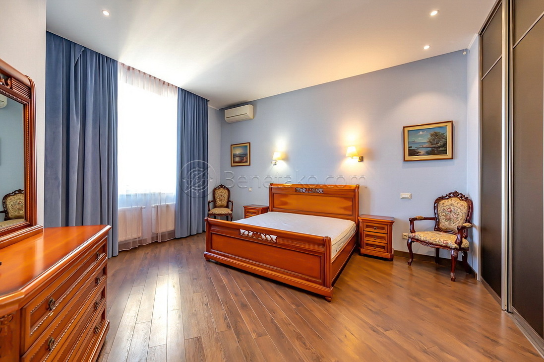 Оренда 3-кімнатної квартири 120 м², Шевченко просп., 33Б