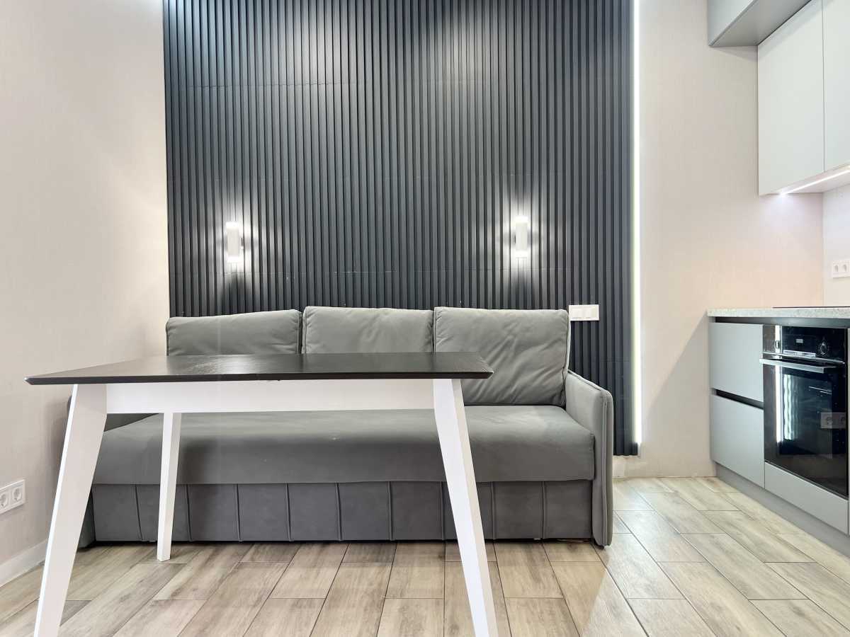 Продаж 2-кімнатної квартири 49 м², Університетська вул.