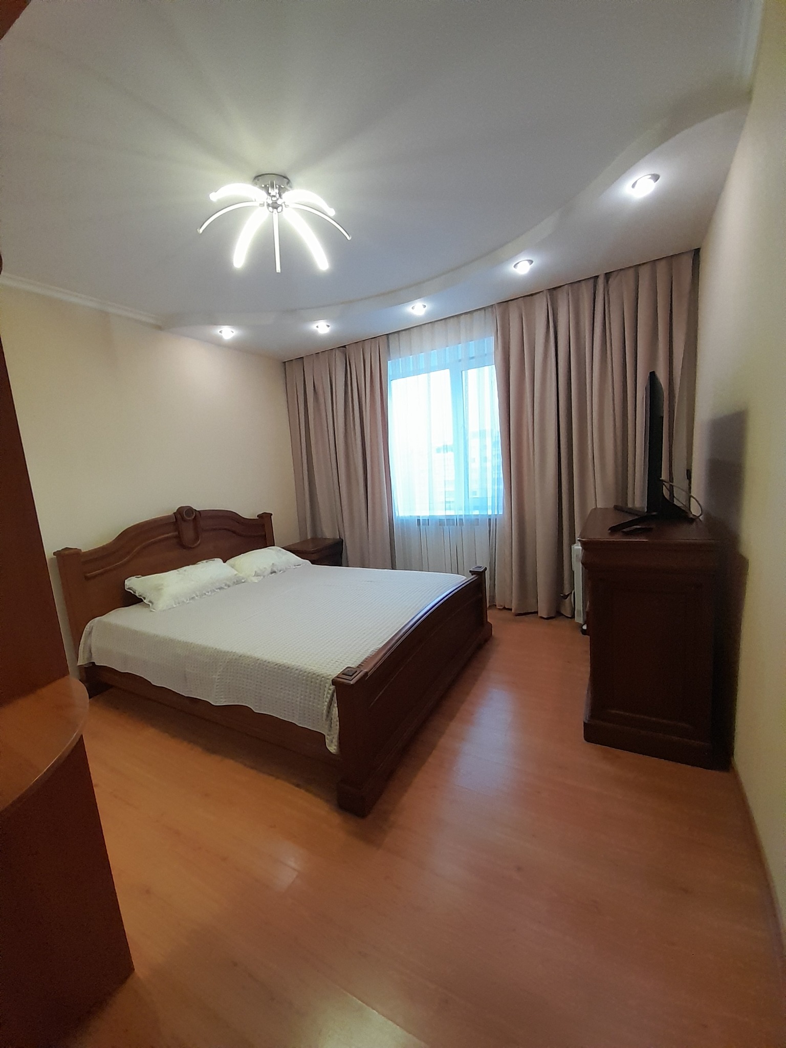 Аренда 2-комнатной квартиры 56 м², Героев Днепра ул.