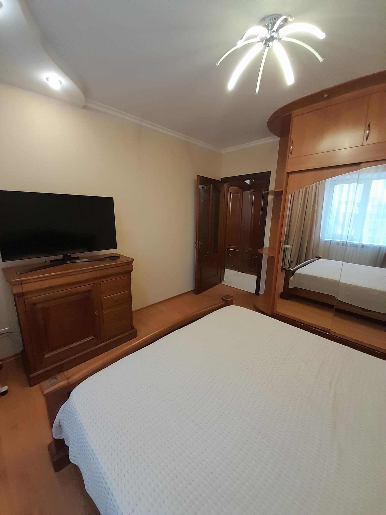 Аренда 2-комнатной квартиры 56 м², Героев Днепра ул.