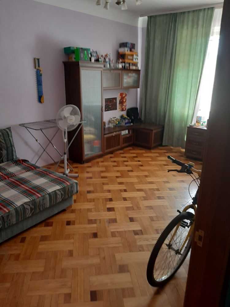 Аренда 3-комнатной квартиры 74 м², Межигорская ул., 56