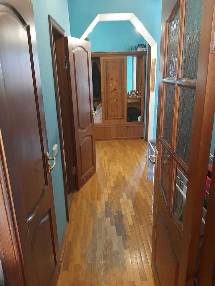 Аренда 3-комнатной квартиры 74 м², Межигорская ул., 56