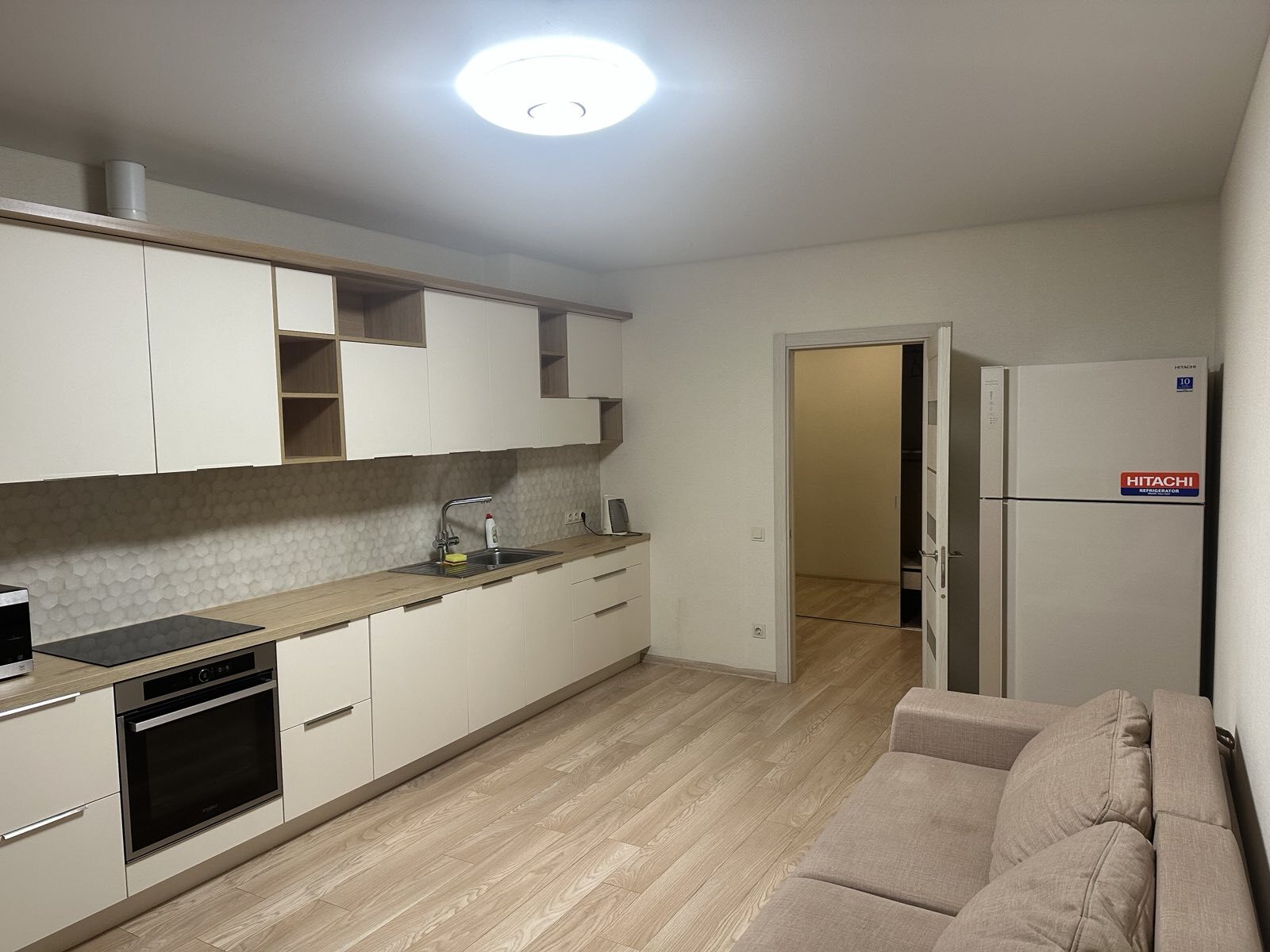 Аренда 2-комнатной квартиры 70 м², Вацлава Гавела бул., 6/7А