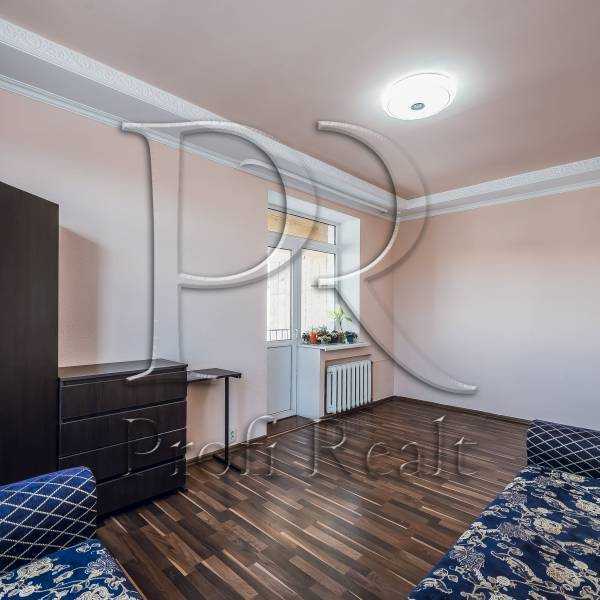 Продажа 2-комнатной квартиры 68 м², Олеся Гончара ул., 79