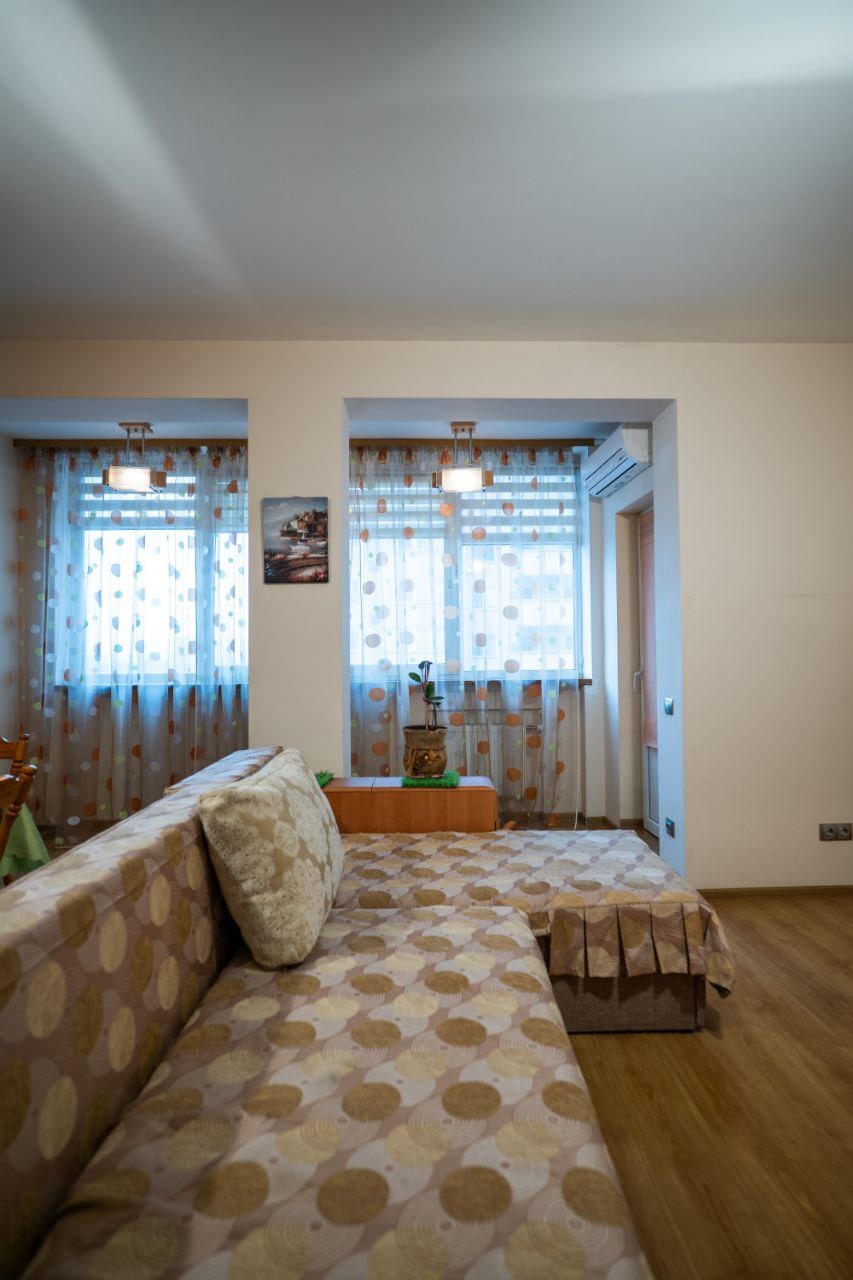 Продаж 2-кімнатної квартири 66.2 м², Кадетський Гай вул., 6