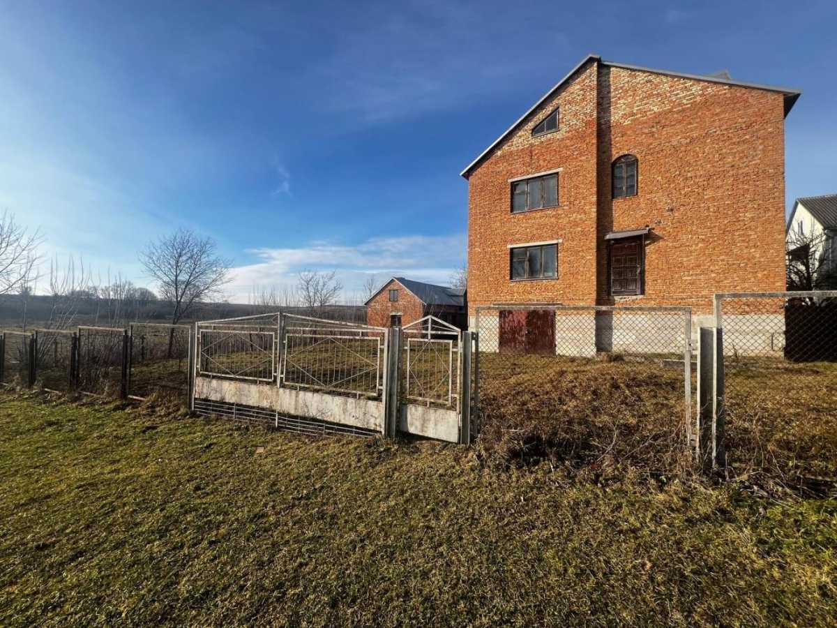 Продажа дома 400 м², Центральна