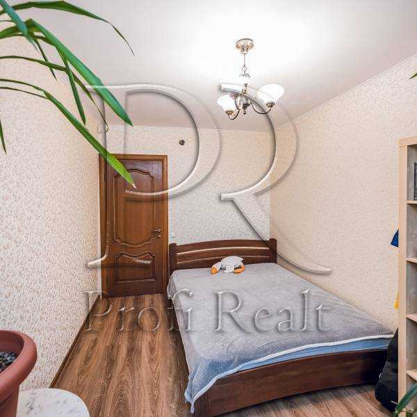 Продаж 3-кімнатної квартири 68 м², Шевельова Юрія вулиця, 49/20