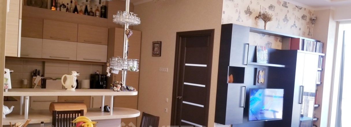 Продажа 3-комнатной квартиры 96 м², Армейская ул.