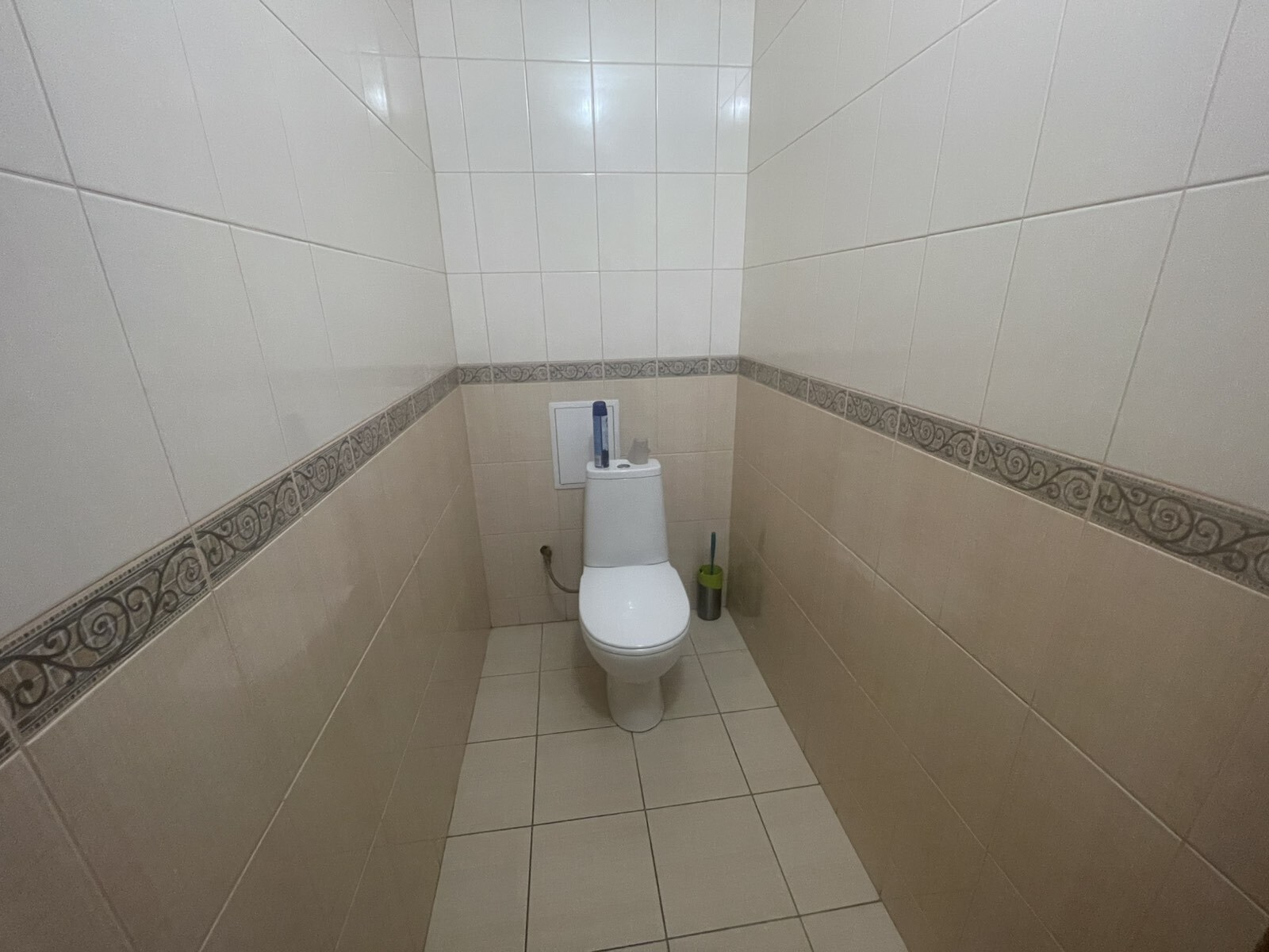 Продажа 2-уровневой квартиры 114 м², Строителей ул., 1