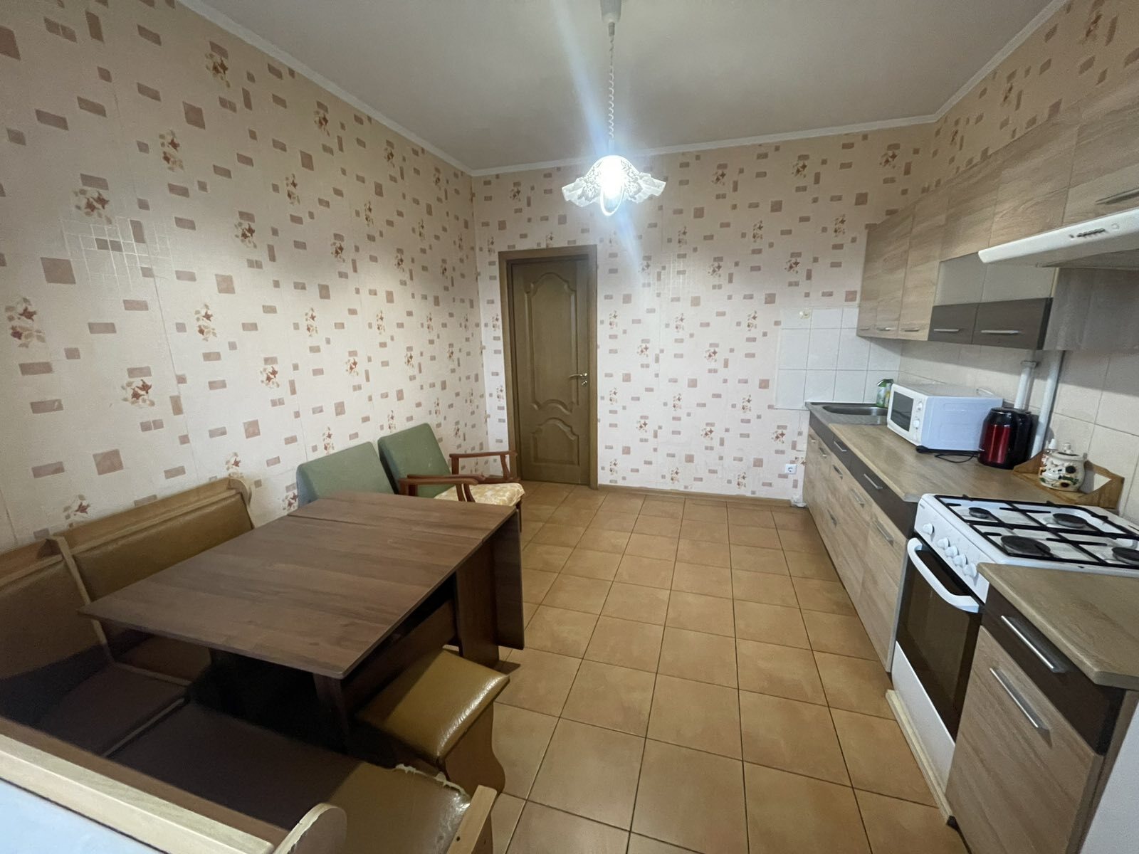 Продажа 2-уровневой квартиры 114 м², Строителей ул., 1