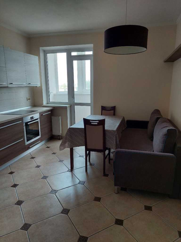 Аренда 2-комнатной квартиры 85 м², Михаила Максимовича ул., 3Г